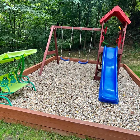 Chata554 Domasa Valkov בקתה