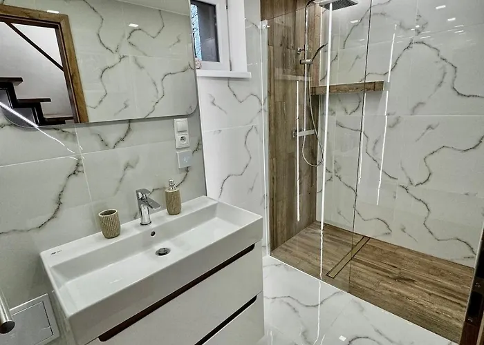 Chata554 Domasa Valkov